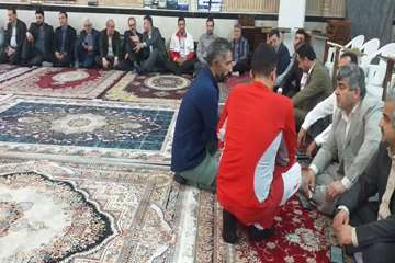 برپایی میز خدمت به مناسبت هفته دولت در مسجد جامع شفت